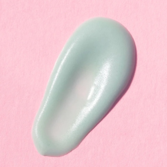 NWT Earth Harbor AQUA AURA Reparative Eye Creme - Picture 2 of 5